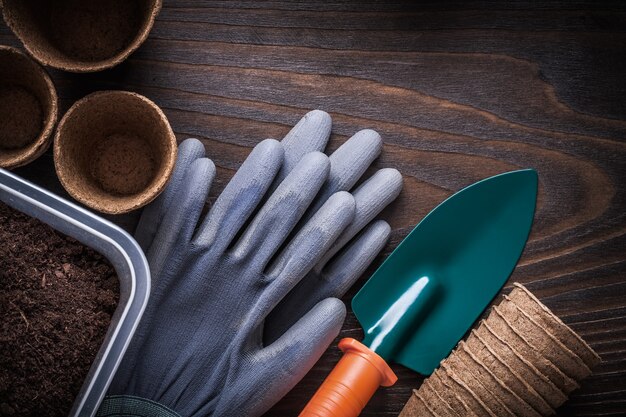 Caja de jardinería de guantes de goma de pala con suelo