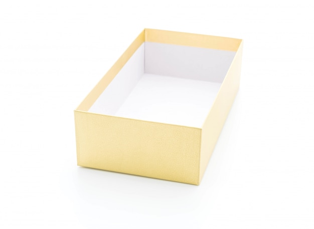 caja de papel dorado