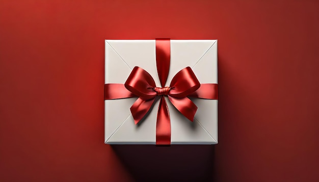 caja de regalo blanca con cinta roja