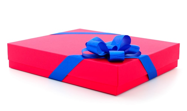 Caja de regalo roja con cinta azul