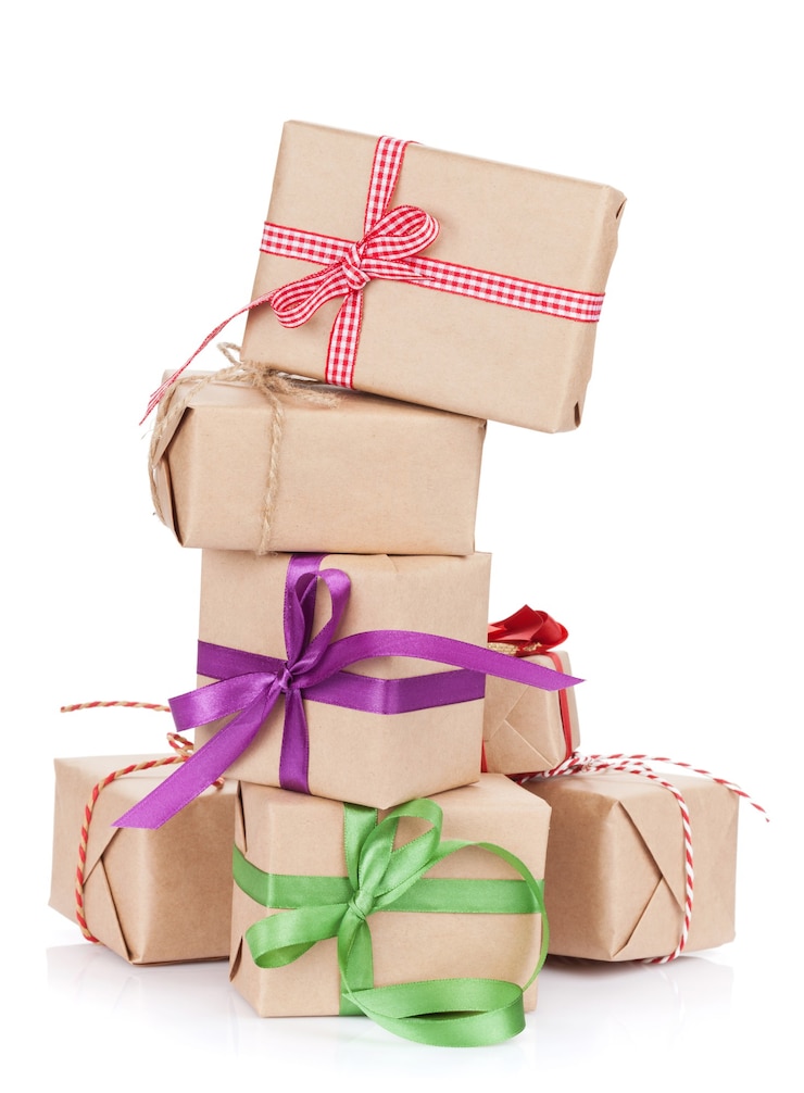 Foto cajas de regalo. aislado sobre fondo blanco