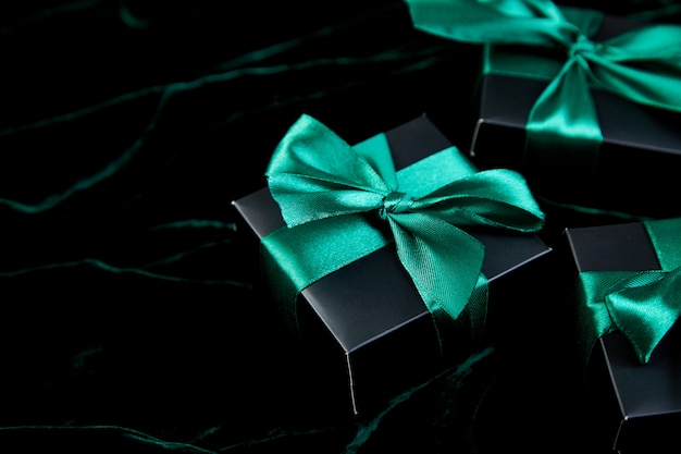 Cajas de regalo de lujo negro con cinta verde