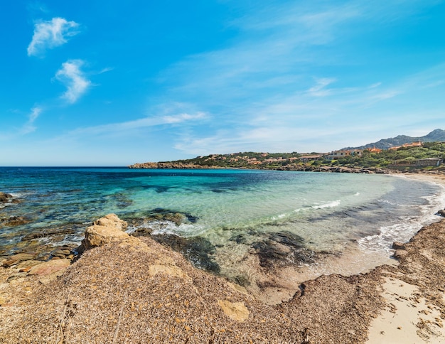 Cala Granu unter blauem Himmel Sardinien