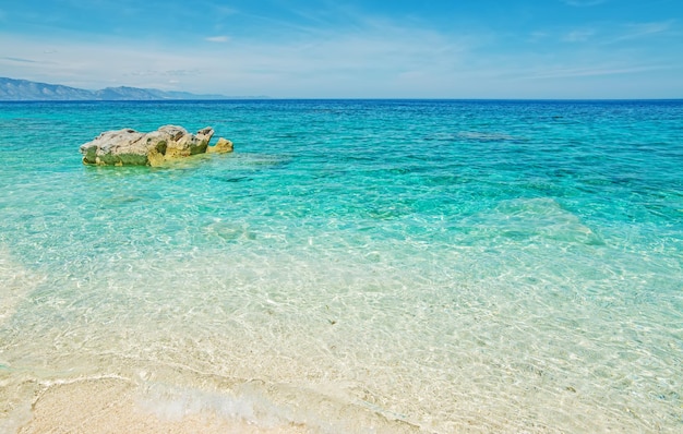 Cala Mariolu an einem klaren Tag Sardinien