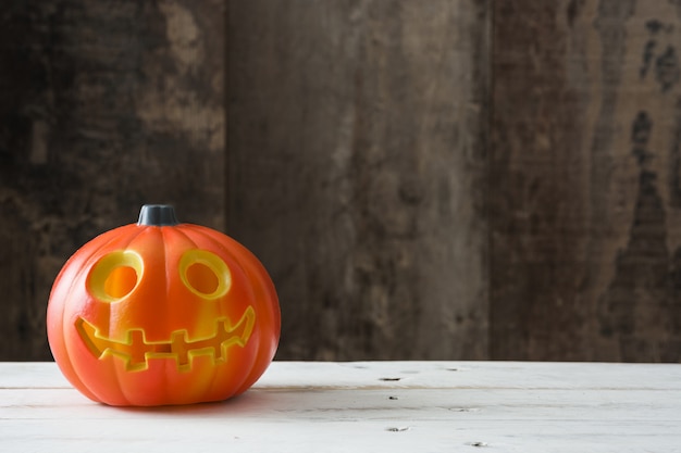 Calabaza de Halloween en madera