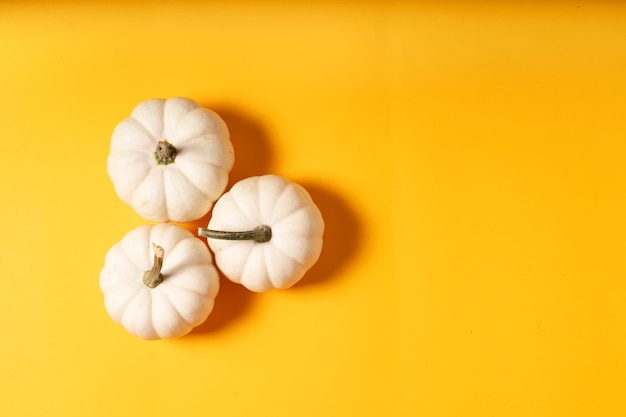 Calabaza en la mesa