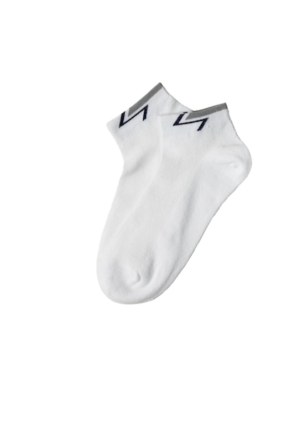 Foto calcetines de hombre cortos blancos aislados sobre fondo blanco