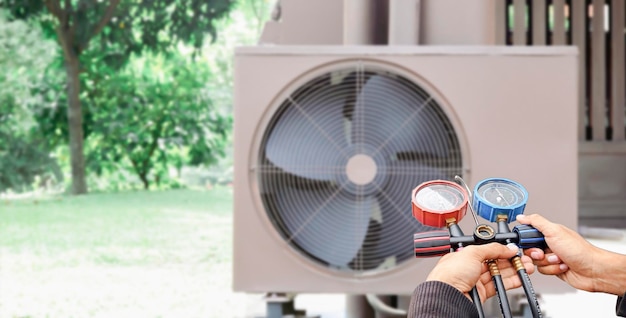 Un calefactor con un ventilador de fondo.