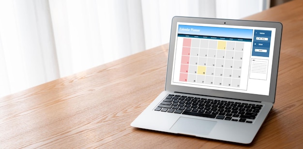 Calendario en aplicación de software informático para la planificación de horarios de moda