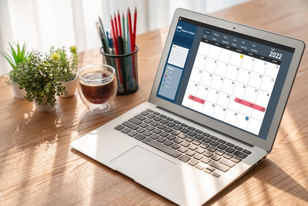 Calendario en aplicación de software informático para la planificación de horarios de moda