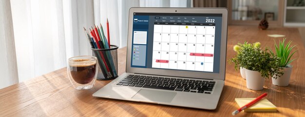 Calendario en aplicación de software informático para la planificación de horarios de moda