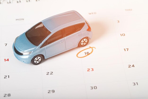 Calendario y citas para el pago de primas de seguros de automóviles.