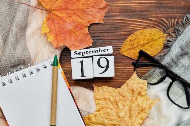 Foto calendario con el día diecinueve de septiembre