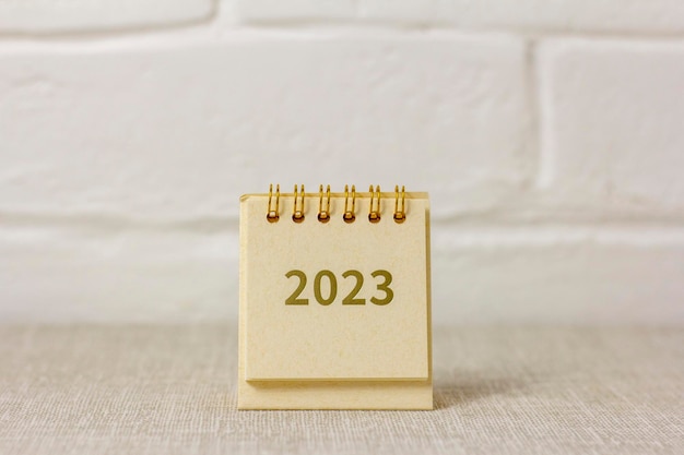 Calendario de escritorio para el nuevo año 2023Calendario de escritorio para el nuevo año 2023