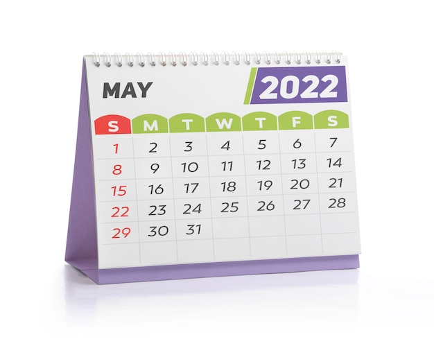 Calendario de oficina blanco de mayo 2022 aislado en blanco