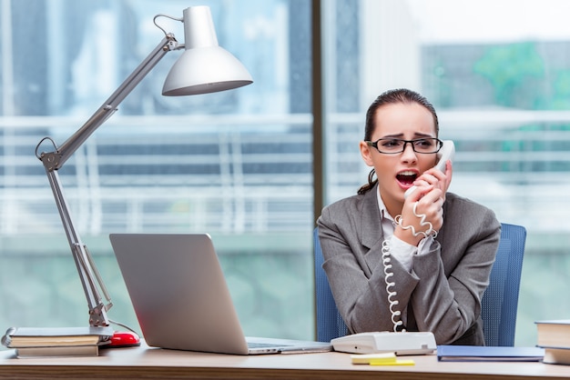 Call-Center-Betreiber im Geschäftskonzept