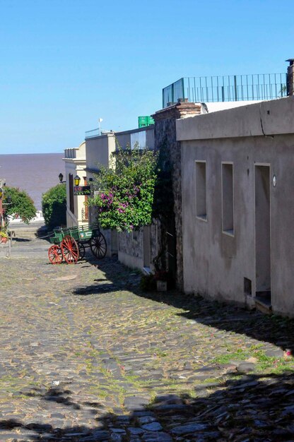 Calle en el casco antiguo de Colonia Sacramento - Uruguay