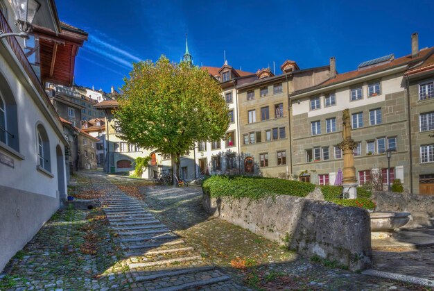 Foto calle en la ciudad de friburgo, suiza