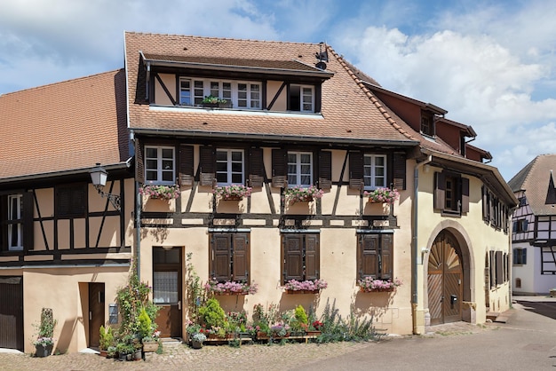 Calle en la comuna de Eguisheim Francia