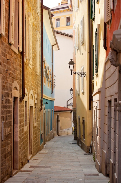 Calle en Trieste, Italia