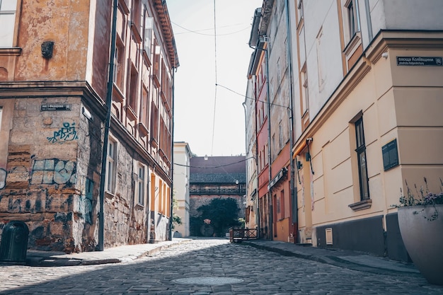 Calles antiguas de la vida de la ciudad de Lviv