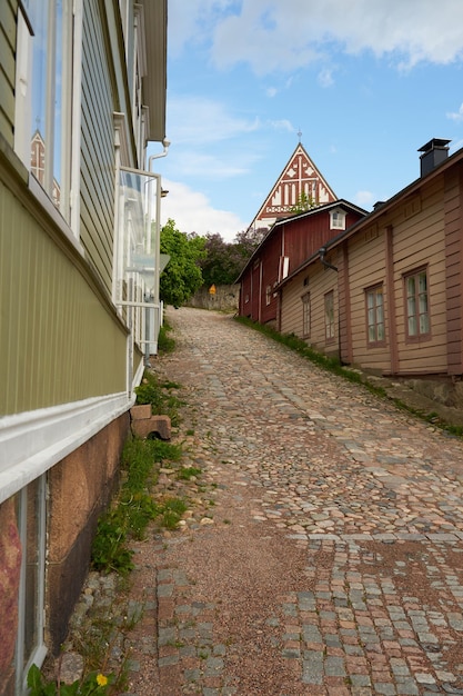 Calles estrechas del casco antiguo de Porvoo Finlandia