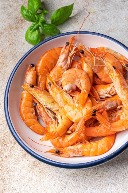 camarões camarão fresco frutos do mar delicioso lanche refeição saudável comida lanche dieta na mesa cópia espaço