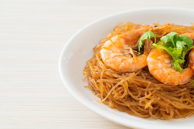 Camarones a la cazuela o al horno con fideos de cristal