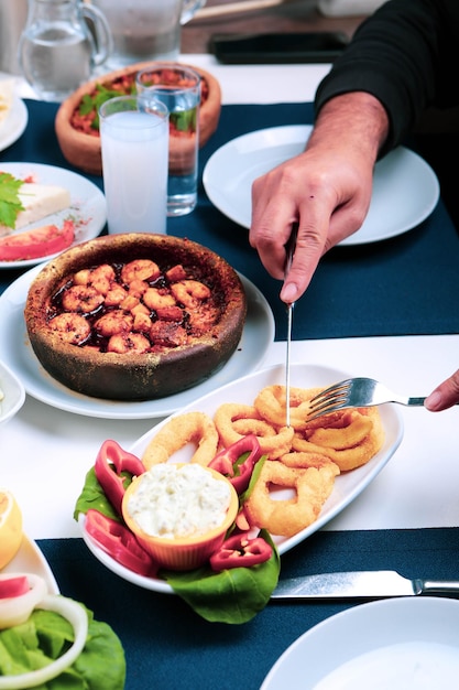 Camarones Fritos De Marisco Con Salsa De Mantequilla