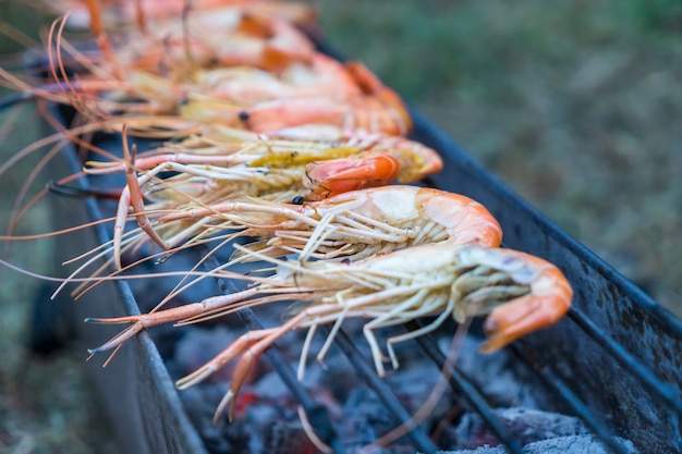 Camarones A La Parrilla Barbacoa De Mariscos En Estufa