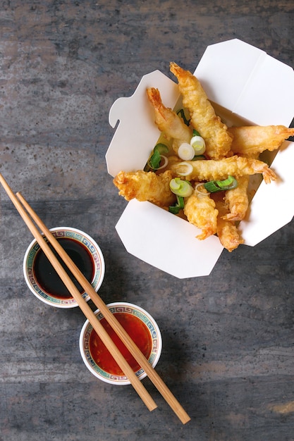 Camarones Tempura Fritos Con Salsas