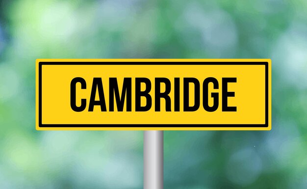 Cambridge-Straßenzeichen auf verschwommenem Hintergrund