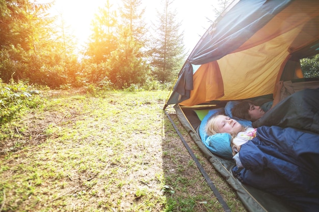 Caminata y vida de campamento.