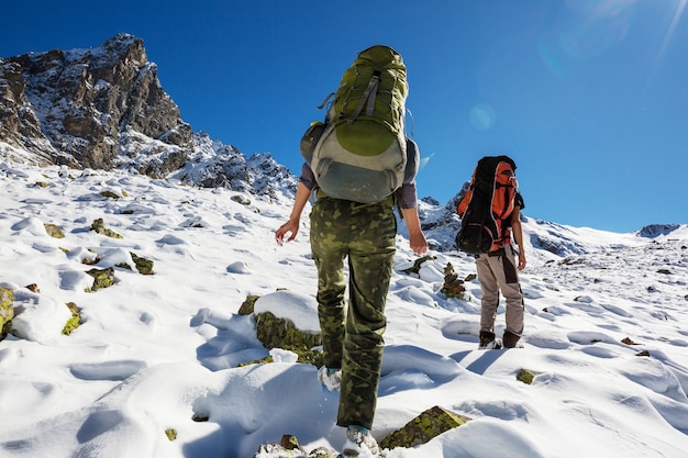 Caminhada nas montanhas Kackar no leste da Turquia, temporada de outono.