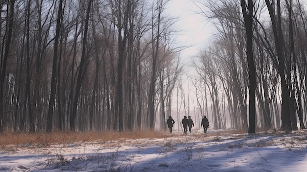 Caminhadas com amigos pela floresta de inverno