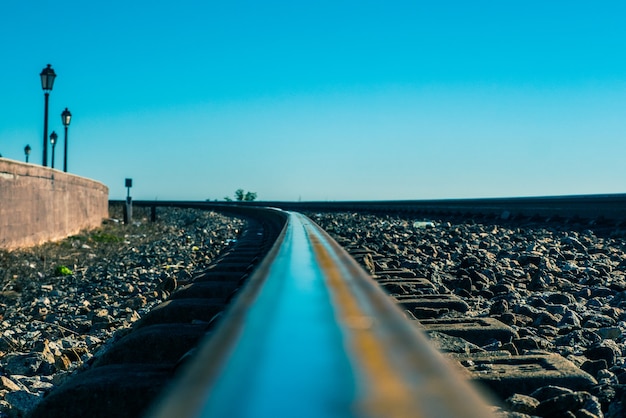 Caminho-de-ferro de Faro junto ao mar