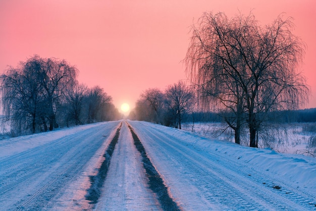 Camino al amanecer