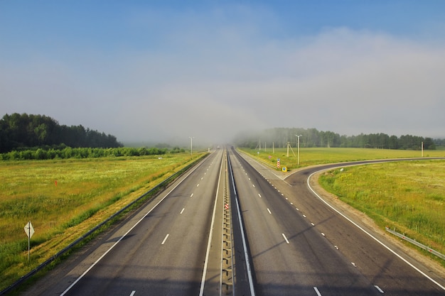 El camino a la ciudad de Kaluga, Rusia