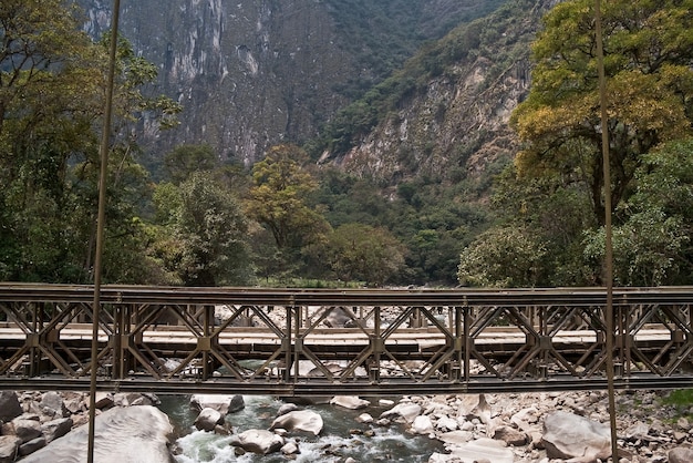 camino de montañas Perú