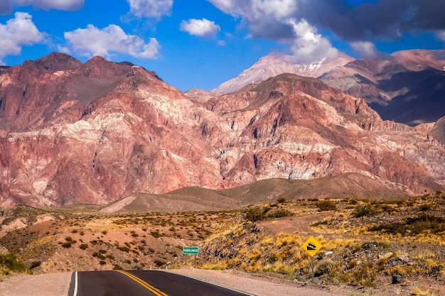 Camino a través de los Andes