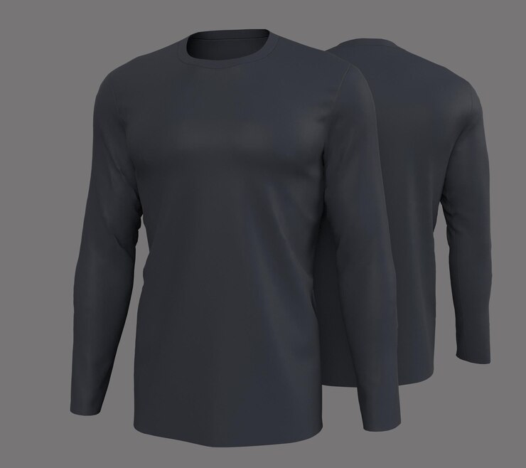 Una camisa negra de manga larga con una camisa negra que dice "t" en ella.