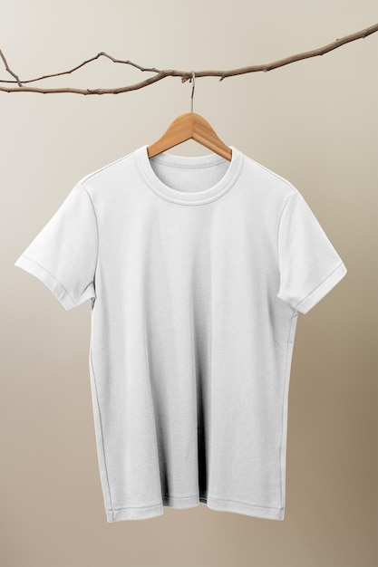 Camiseta png maqueta de ropa simple con un diseño transparente y realista