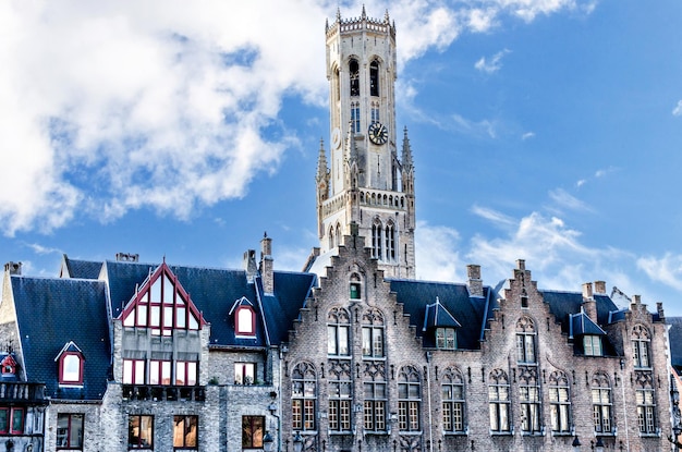 Campanario de Brujas (Belfort de Brujas), en la Grote Markt (Plaza Principal). Bélgica.