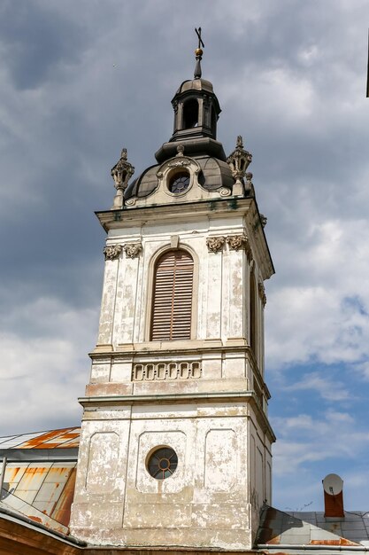 Campanario de la Catedral de St Georges en Lviv Ucrania