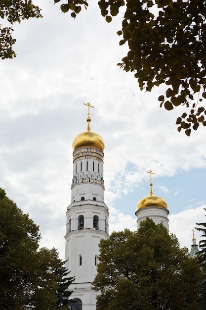 Campanario de Iván el Grande en el Kremlin de Moscú