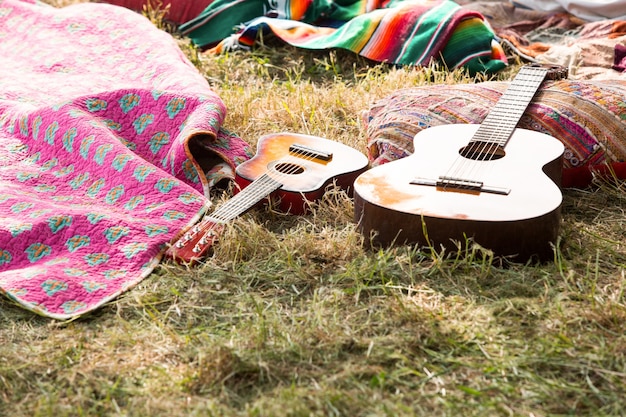Foto camping vacío en festival de música
