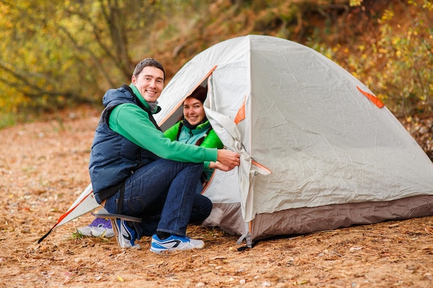 Campingausflug für Frauen und Männer