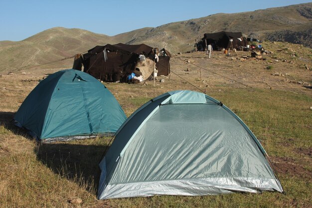 Campingzelt und Nomadenzelt
