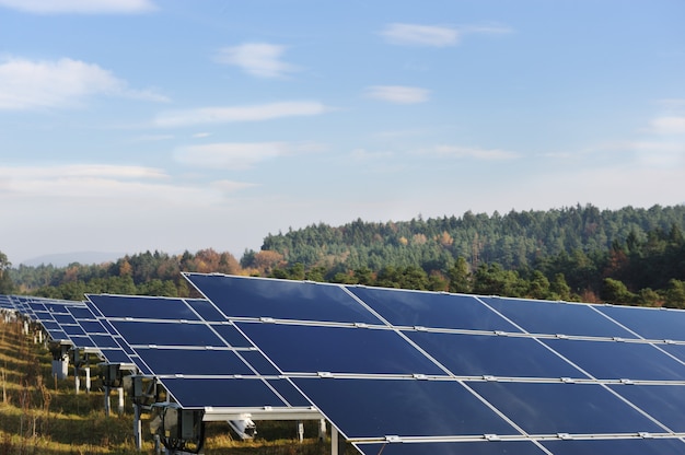 Campo de energia de painéis solares