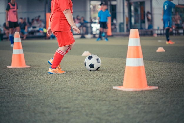 Campo de futebol de meninos